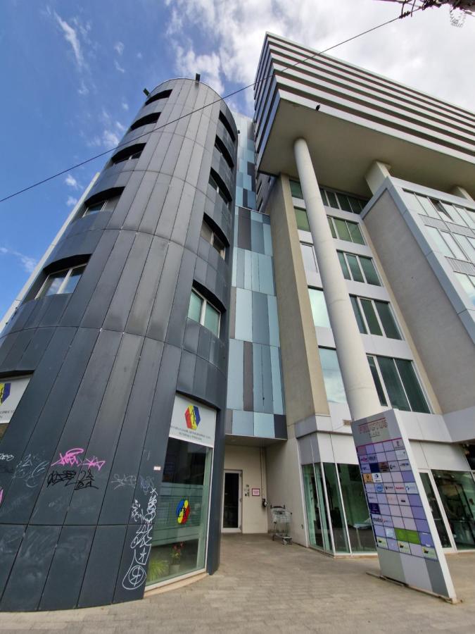 Central Skystudio Apartment Timisoara Luaran gambar