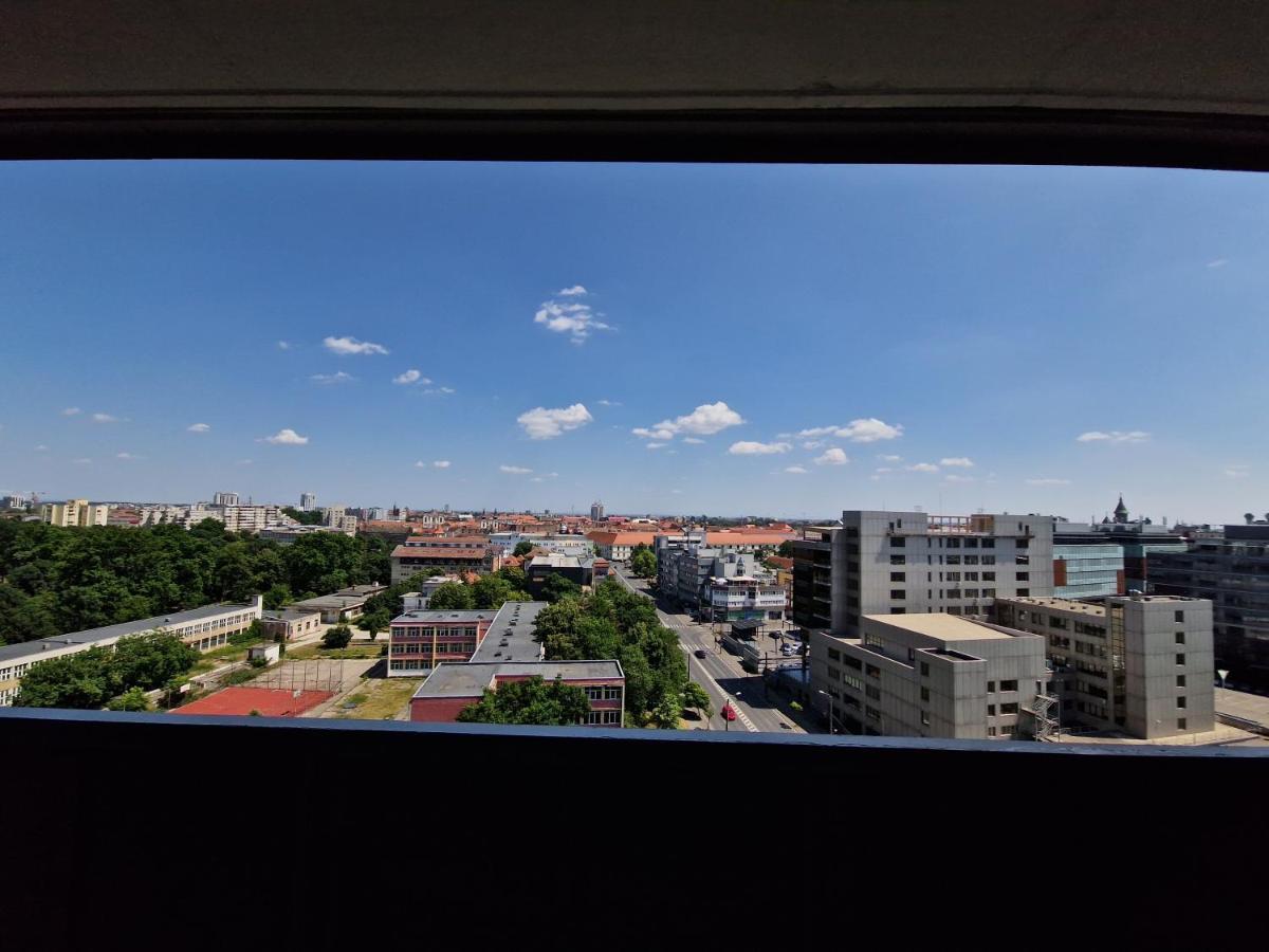 Central Skystudio Apartment Timisoara Luaran gambar